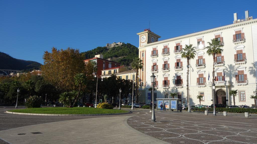 B&B Centrale Salerno Eksteriør billede