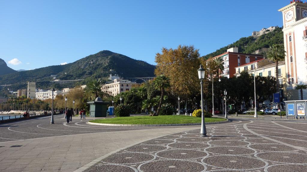 B&B Centrale Salerno Eksteriør billede